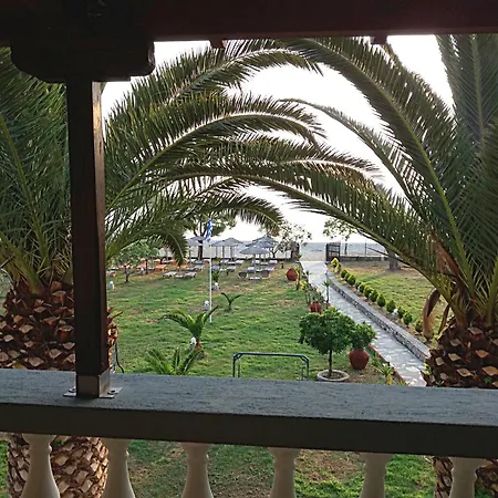 Pelagos Beachfront Apartment *