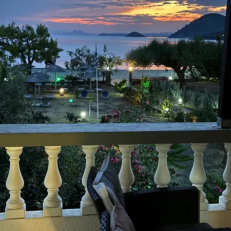 Daire Pelagos Beachfront