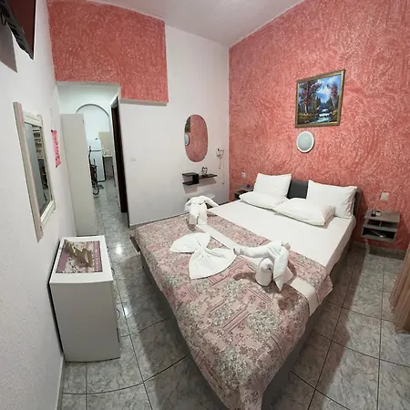 Pelagos Beachfront Apartamento