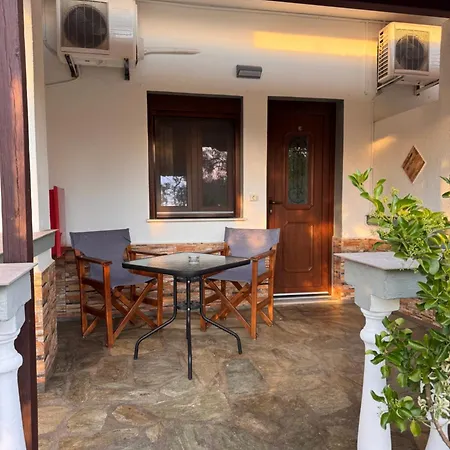 Pelagos Beachfront Apartamento