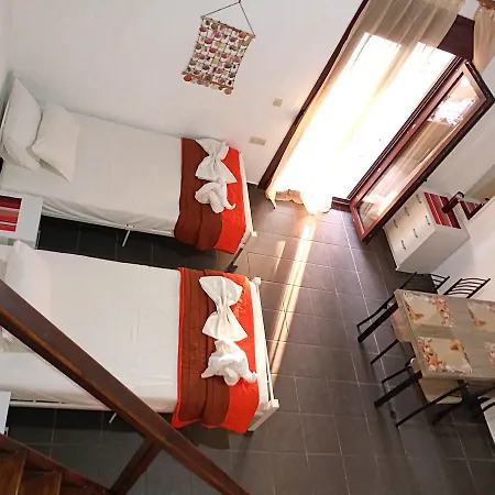 Pelagos Beachfront Apartment *