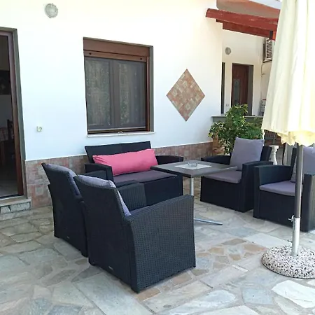 Daire Pelagos Beachfront